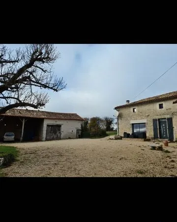 Maison 5 pièces 150 m2 voulême 86400