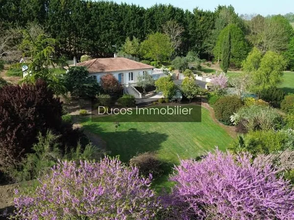 Bel environnement pour cette maison 3 chambres avec 2 hectares