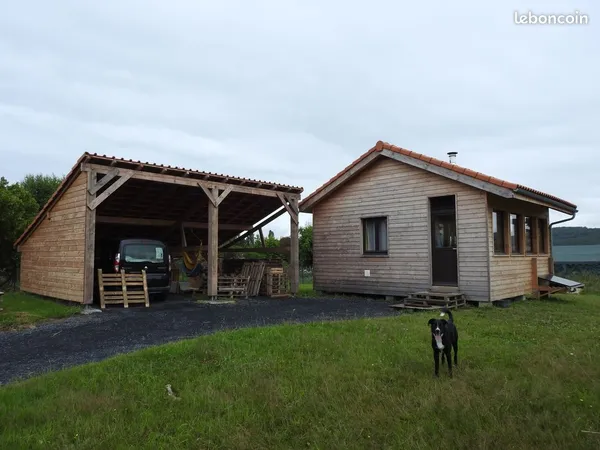 Maison en bois de 36m² sur terrain de 6400m²