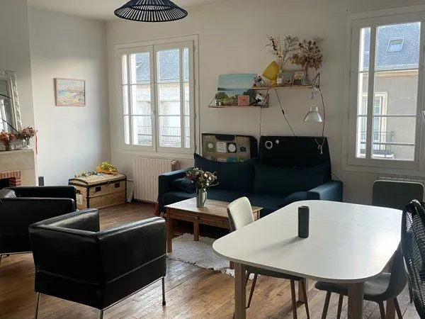 Chambre meublée dispo dans coloc de 4