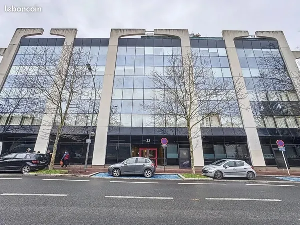 Bureaux 236 m²