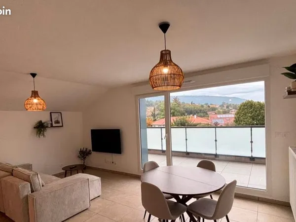 Superbe Appartement 47,45m2 avec grand Balcon à Reignier-Esery