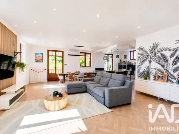 Appartement 9 pièces 270 m²