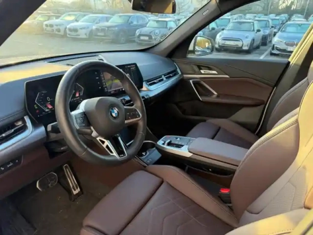 Bmw X1 sdrive18d 150ch m sport — photo 8