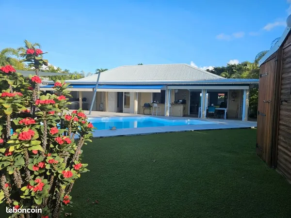 Villa piscine jacuzzi st francois