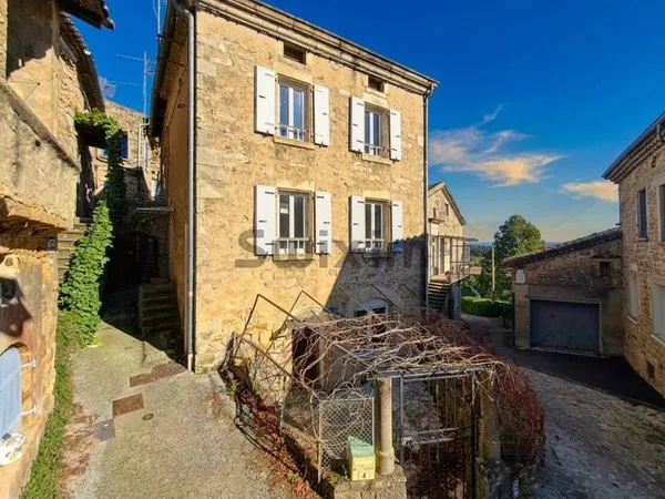 Maison 5 pièces 77 m²