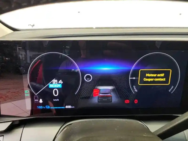 Renault Megane e-tech ev60 220 ch super charge — photo 18