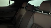 Toyota C-Hr 184h Distinctive 2WD E-CVT MY22 — photo 13