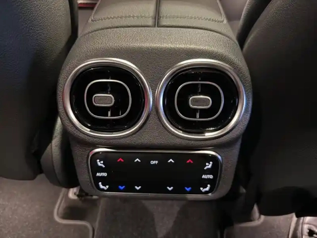Mercedes Glc 300 e hybrid eq 4matic — photo 6