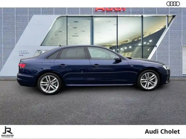 Audi A4 35 tfsi 150 s tronic 7 — photo 12