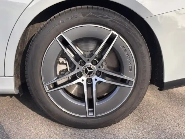 Mercedes Classe E break 300 hybrid eq amg line — photo 33