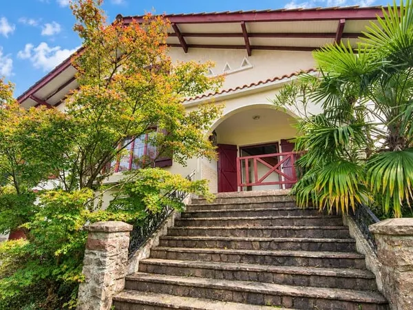 Maison 5 pièces 135 m²