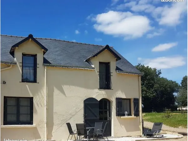 Maison de campagne meublée rénovée - 2 chambres avec salle d'eau privative - Idéale pour salariés, e