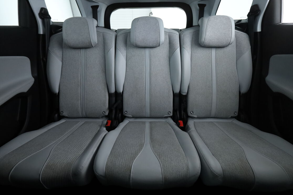 Peugeot 5008 1.5 Blue-HDi Allure EAT8 — photo 15