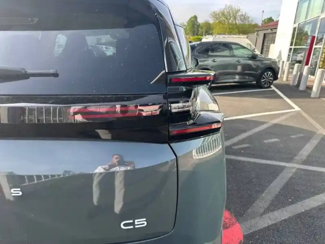 Citroën C5 Aircross hybride 145 e-dcs6 — photo 17