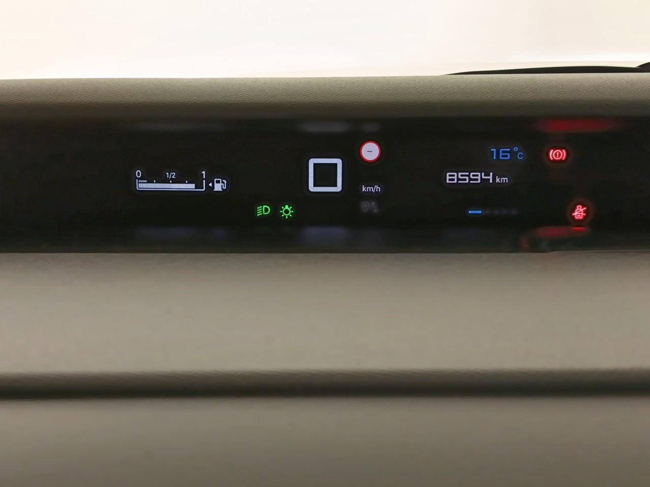 Citroën C3 turbo 100 ch manuelle plus — photo 22