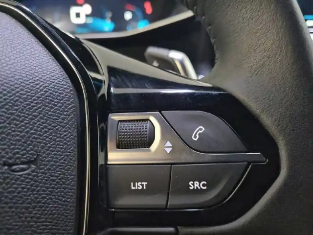 Peugeot 2008 puretech 130 s&amp;s eat8 — photo 88