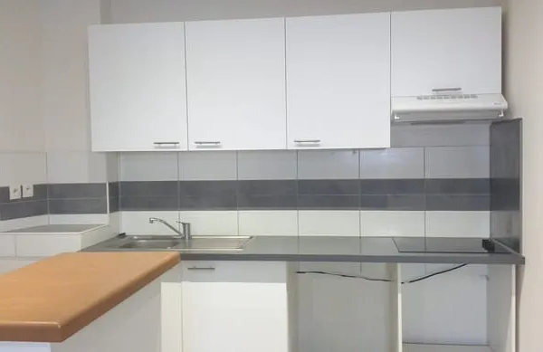 ALBI - APPARTEMENT DE TYPE 2 EN RDC