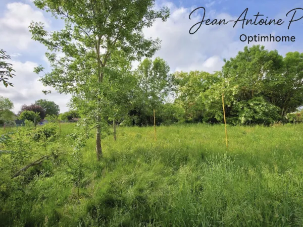 Terrain 4183 m²