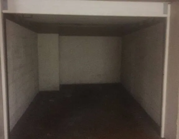 Parking 15 m²