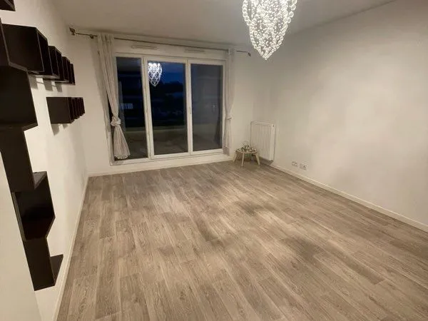 Appartement F3 lumineux 68 m² avec Balcon & Parking - 50 m Gare Éragny-sur-Oise
