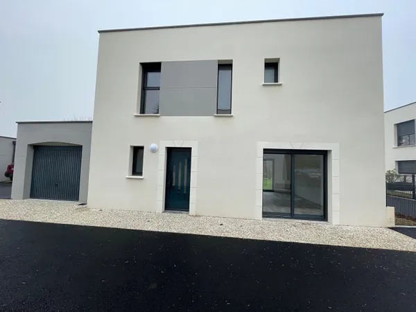 Maison 5 pièce(s) construction neuve - MONTBAZON