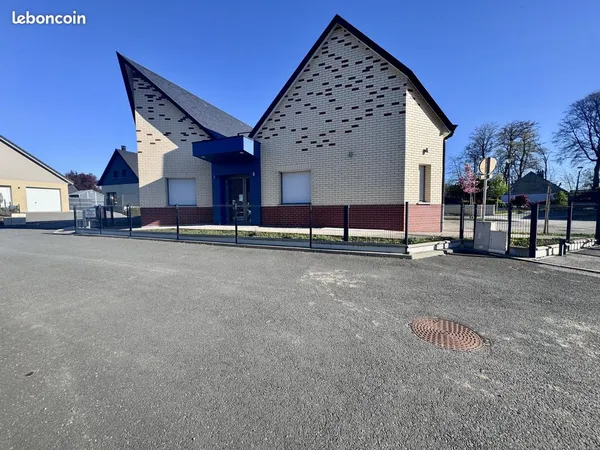 Local 290 m² Saint-Romain-de-Colbosc