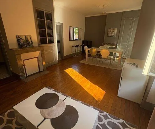 Appartement 2 pièces 70 m²