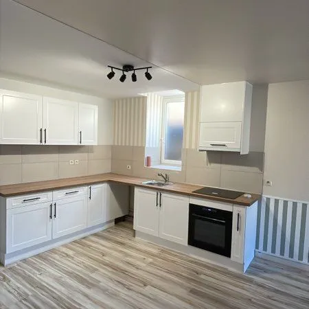 Appartement T2 45m2 hyper centre Brive + parking