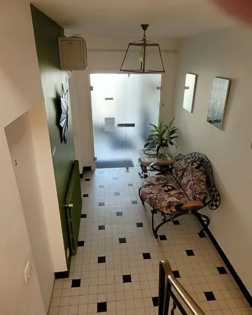 Chambre meublé