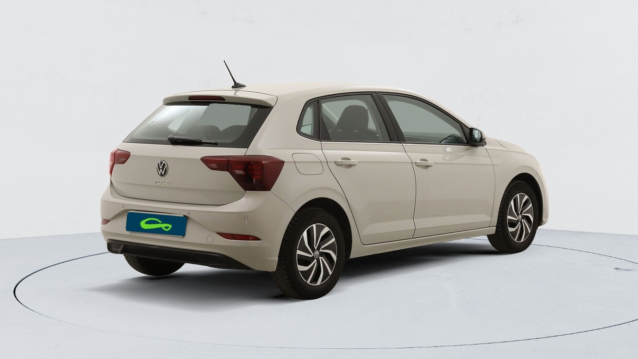 Volkswagen Polo — photo 5