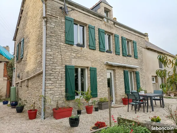 Ancien corps de ferme proche de Dinan