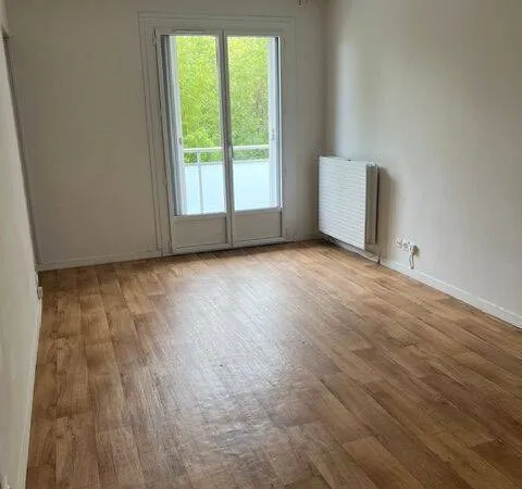Studio 1 pièce 25 m²