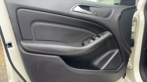 Mercedes Classe B 180 CDi 109 - Sensation – 2015 – 96720 km – Diesel – Boîte Manuelle — photo 33