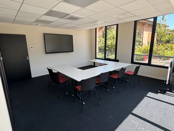 Salle de réunion / conférence équipée neuve, Toulouse Est (Côte Pavée, Argoulets)