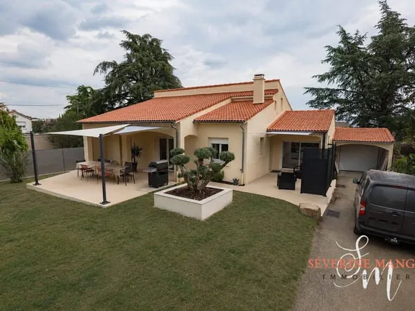 Maison 6 pièces 138 m²