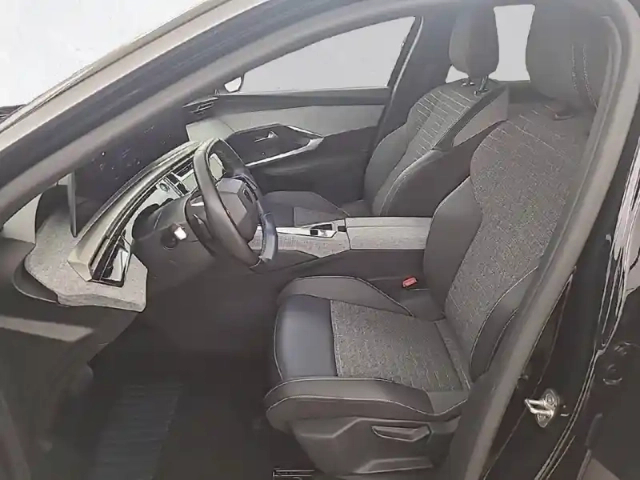 Peugeot 3008 hybrid 145 e-dcs6 — photo 34