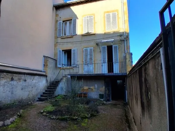 Immeuble 108 m²