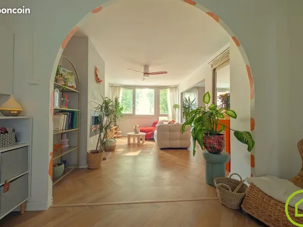 Appartement 4 pièces 87 m²