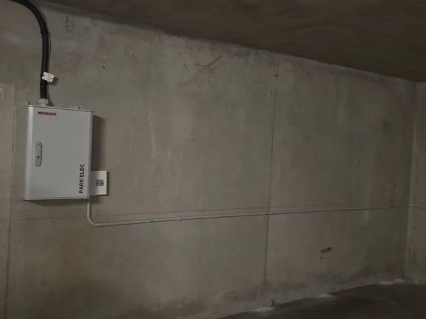 Parking 13 m²