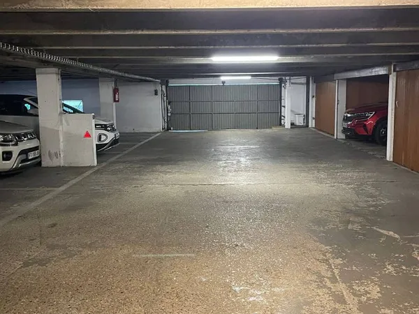Parking 15 m²