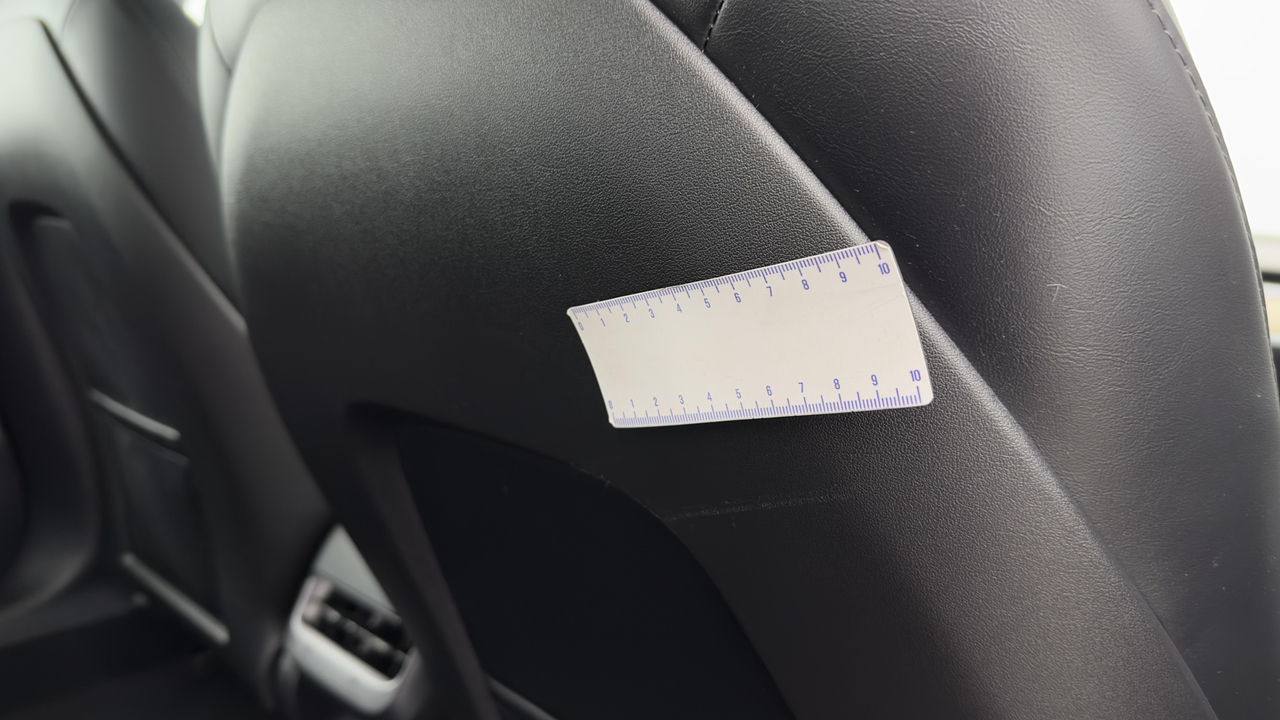 Tesla MODEL 3 RWD — photo 38