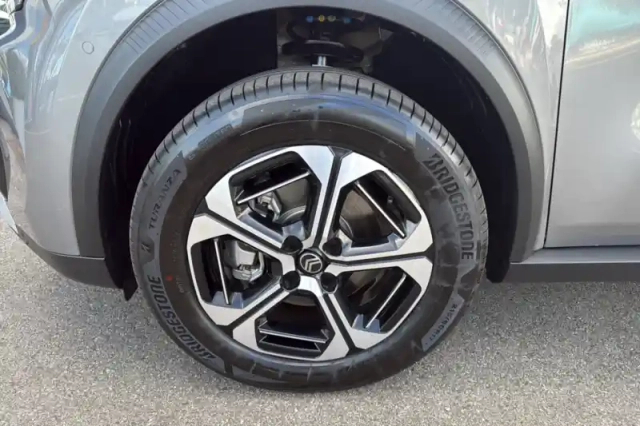 Citroën C3 Aircross 7 places hybride 145 ch auto — photo 9