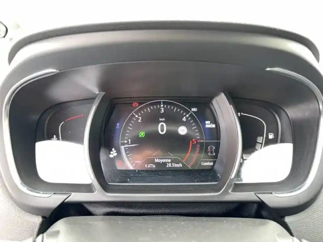 Renault Scenic blue dci 120 — photo 19