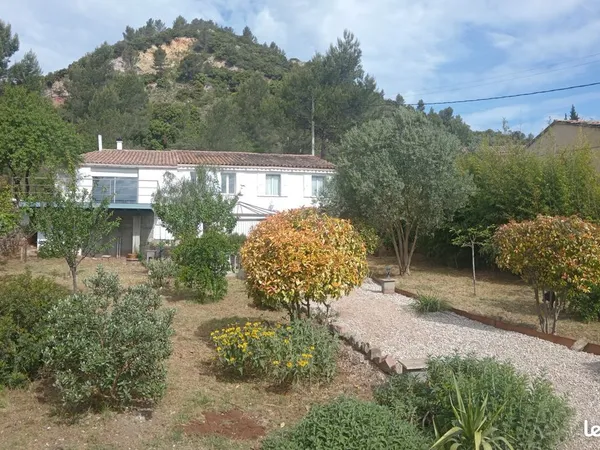 Maison 5 pièces -104m²-4chambres-terrain 1037m²