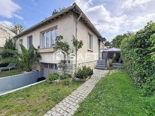 Maison sur beau terrain avec potentiel