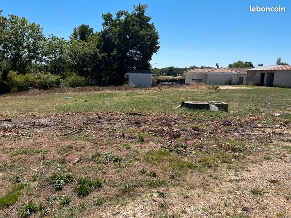 Terran constructible 750 m²