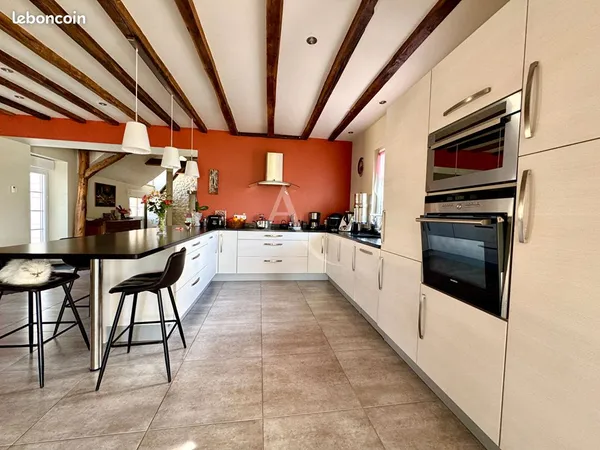 Longère 6 pièces 173 m²