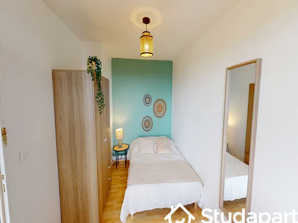 Chambre dans une colocation de 11m2