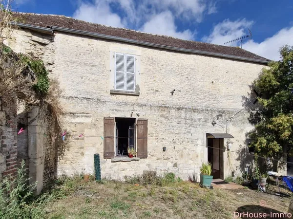 Rare ! Ensemble immobilier de caractère sur terrain de 3 446 m² avec grange classée